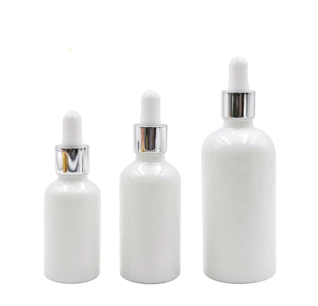 Flacon Compte-Goutte En Porcelaine Blanc De 15ml a 100ml Avec Bouchon Argenté-Blanc – Image 2